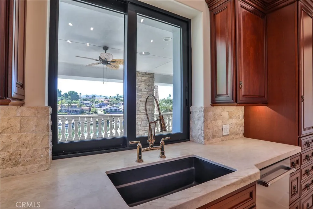 22477 Boating Way, Canyon Lake, California 92587 home-pic-8